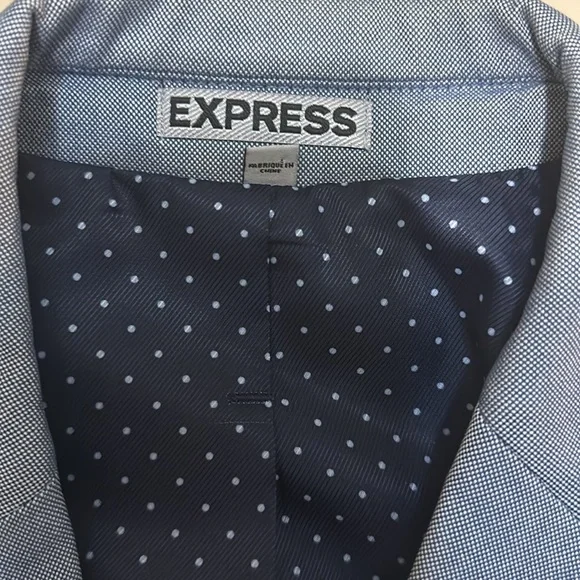 EXPRESS: LIGHT BLUE BLAZER. LIGHTLY USED SIZE: 38L​ - Picture 3 of 4